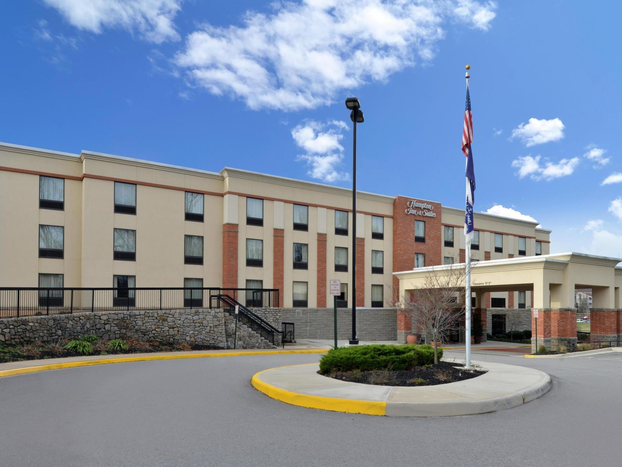 Hampton Inn & Suites Fort Belvoir Alexandria South Exterior photo