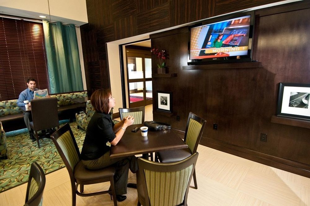 Hampton Inn & Suites Fort Belvoir Alexandria South Interior photo