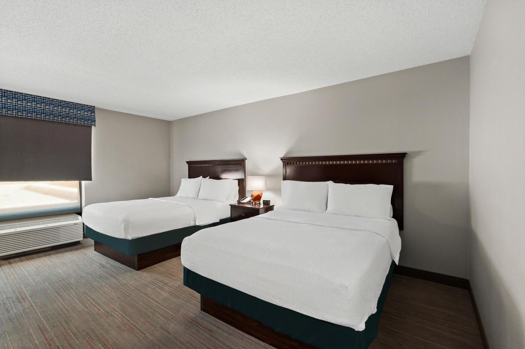 Hampton Inn & Suites Fort Belvoir Alexandria South Exterior photo