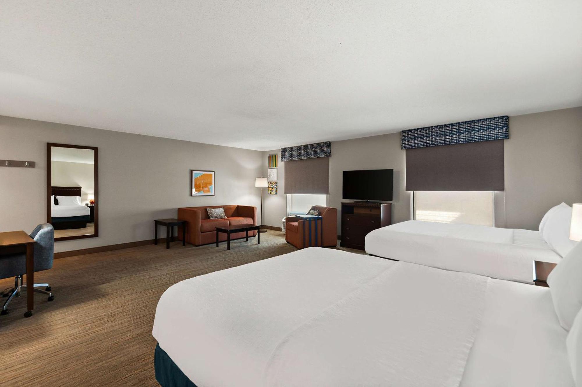 Hampton Inn & Suites Fort Belvoir Alexandria South Exterior photo